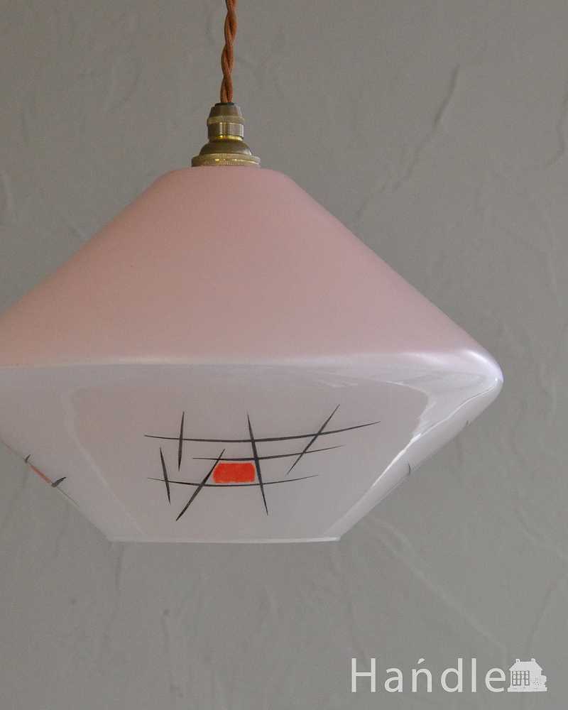 かわいいピンクのアンティークペンダントライト（コード・シャンデリア電球・ギャラリーなし） (k-2171-z)