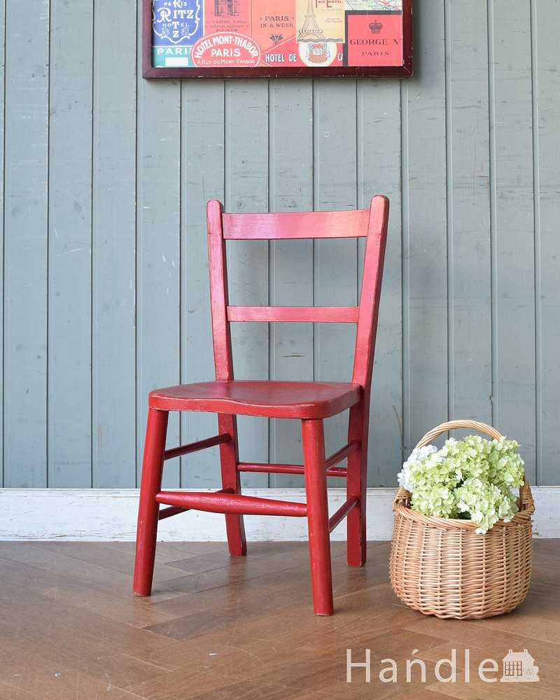 イギリスで出会ったアンティークペイント椅子、赤い色のチャイルドチェア (k-1364-c)