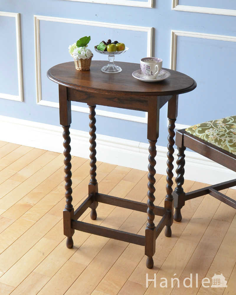 ツイスト脚が美しいアンティークの英国家具、ティーテーブルにもなるオケージョナルテーブル (j-2090-f)