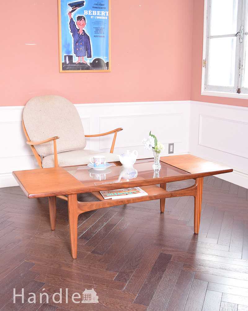 北欧スタイルのヴィンデージ家具、G-PLANのコーヒーテーブル（棚付き） (k-1811-f)
