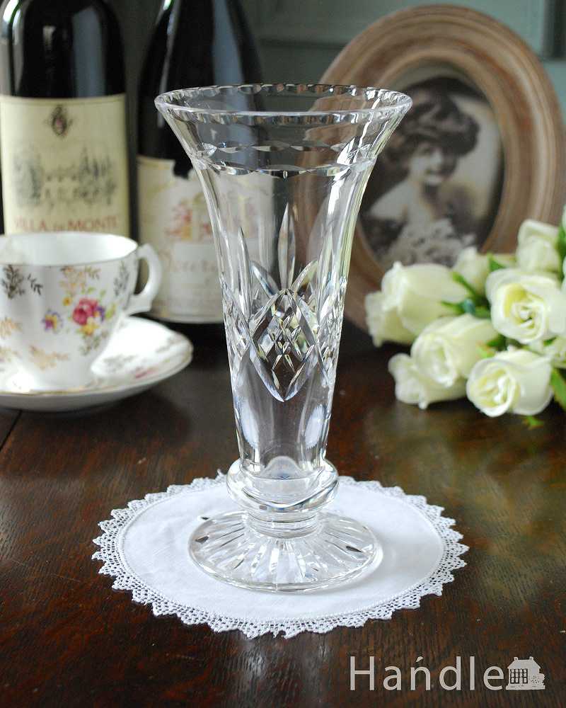 ガラスの花瓶（フラワーベース）、キレイなアンティークプレスドグラス (pg-4856)