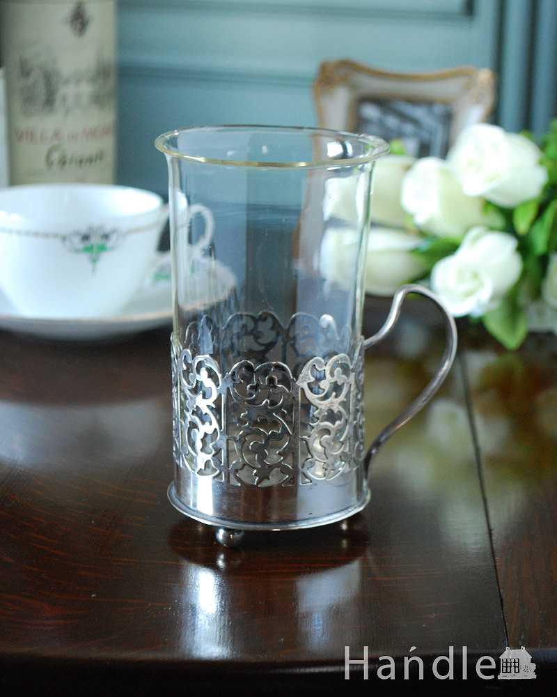 英国の銀雑貨、透かし彫りが美しいグラス（アンティークシルバー） (k-2490-z)