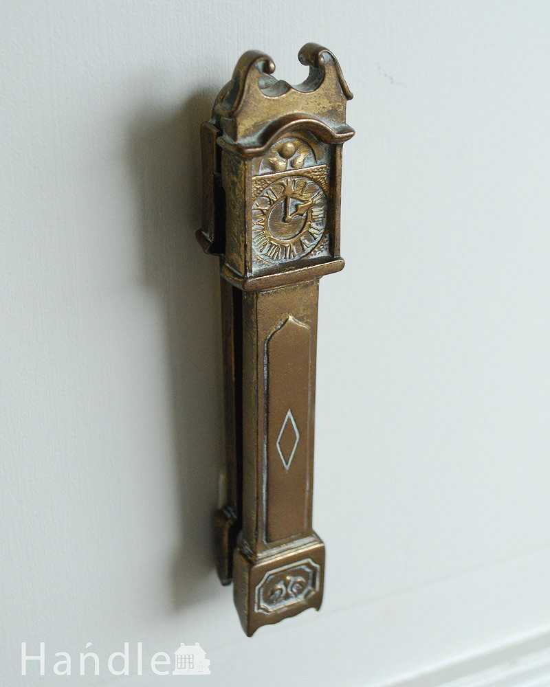 英国からのアンティーク雑貨、真鍮ドアノッカー（壁掛け時計） (k-2480-z)