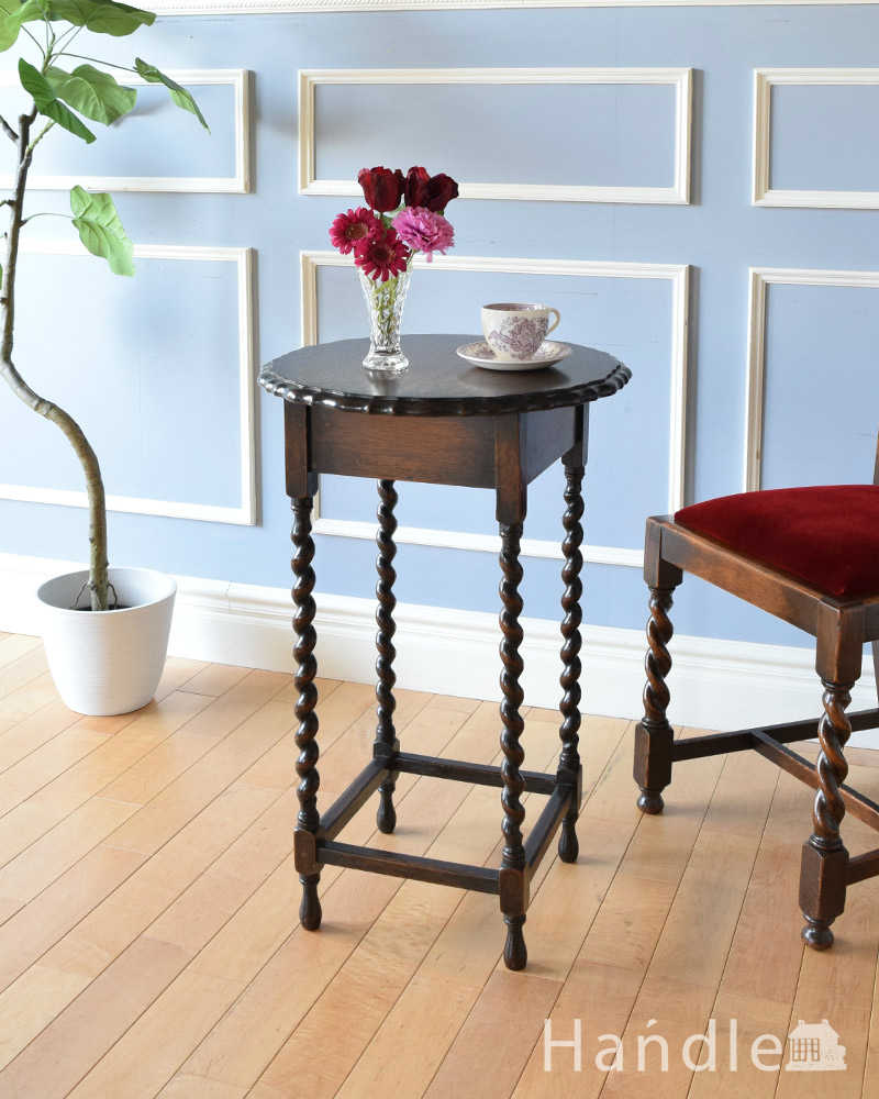 ツイスト脚が美しいアンティークの英国家具、オケージョナルテーブル (k-1906-f)