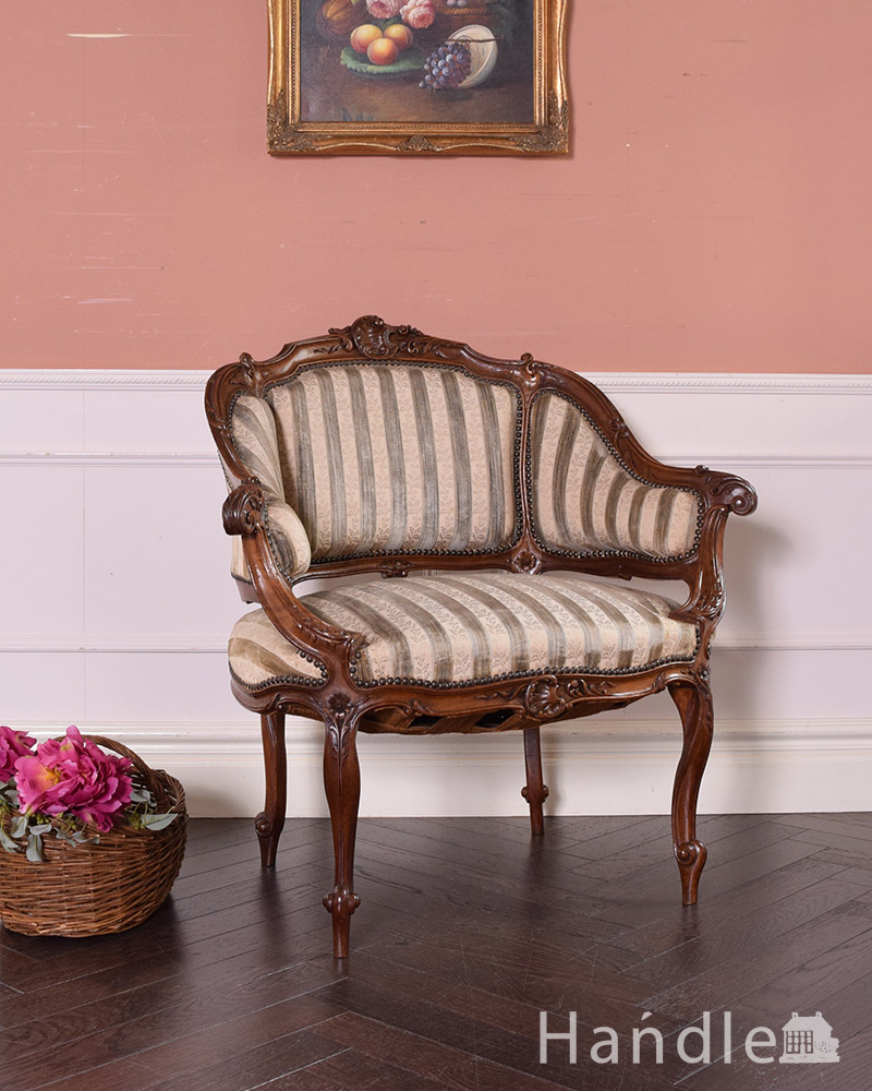 美しいシルエットのサロンチェア、ウォルナット材のアンティーク椅子 (j-624-c)