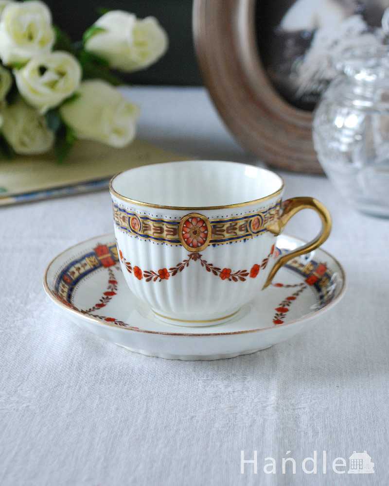 金彩と小さなお花のデザインが上品なウェッジウッドのアンティークコーヒーカップ＆ソーサー  (m-2375-z)