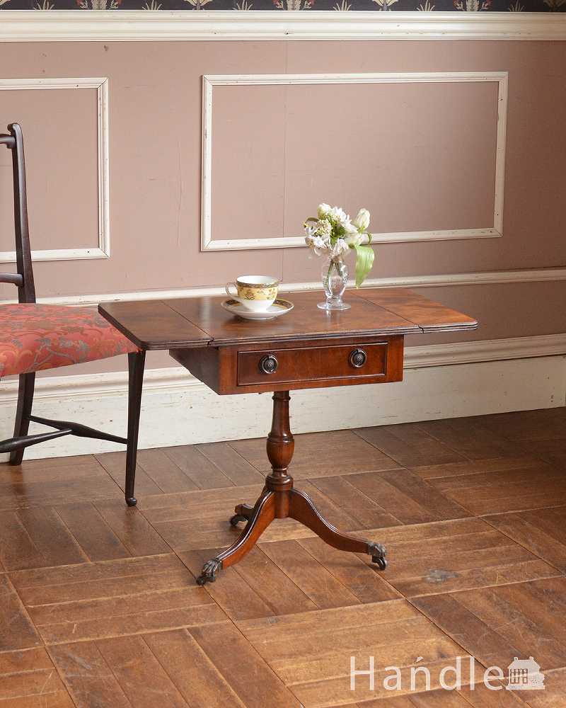 リビングルームのアンティーク家具、バタフライサイドテーブル（コーヒーテーブル） (q-1461-f)