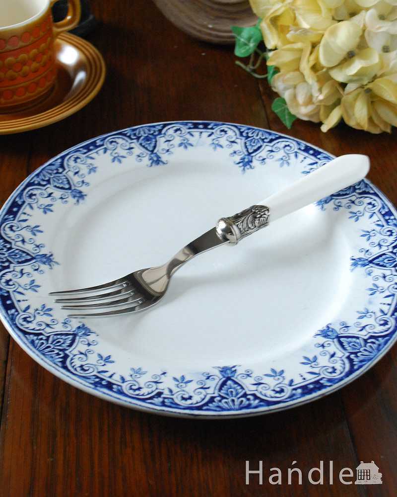 毎日の食卓もちょっぴり贅沢な気分にしてくれるcote　tableのブラッスリーディナーフォーク（ホワイト） (gc-198)