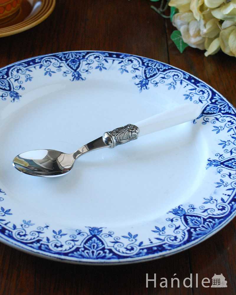 毎日の食卓もちょっぴり贅沢な気分にしてくれるcote　tableのブラッスリーデザートスプーン（ホワイト） (gc-200)