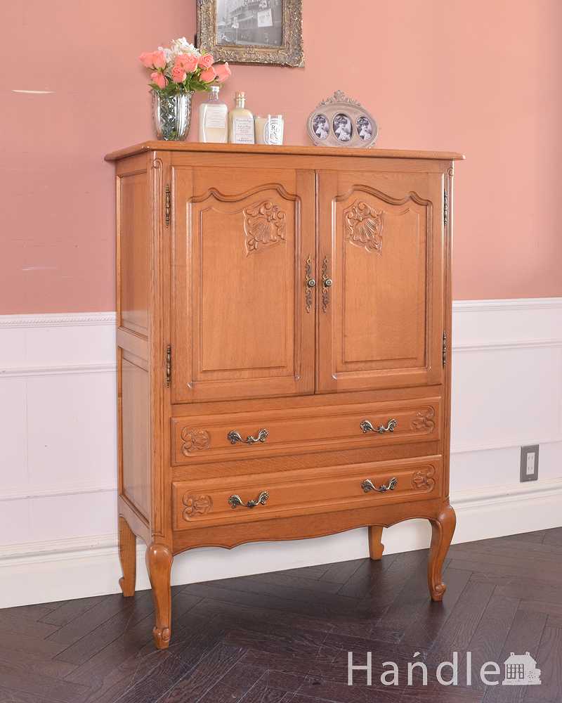 フランスから届いた優雅なアンティーク家具、美しい彫がたっぷりのキャビネット (j-2260-f)