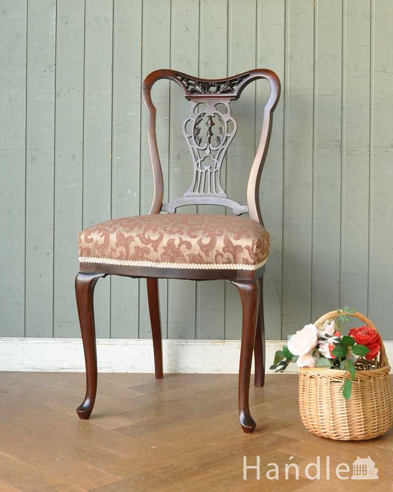 英国輸入の美しい椅子、マホガニー材のアンティークサイドチェア(サロンチェア)  (k-1349-c)