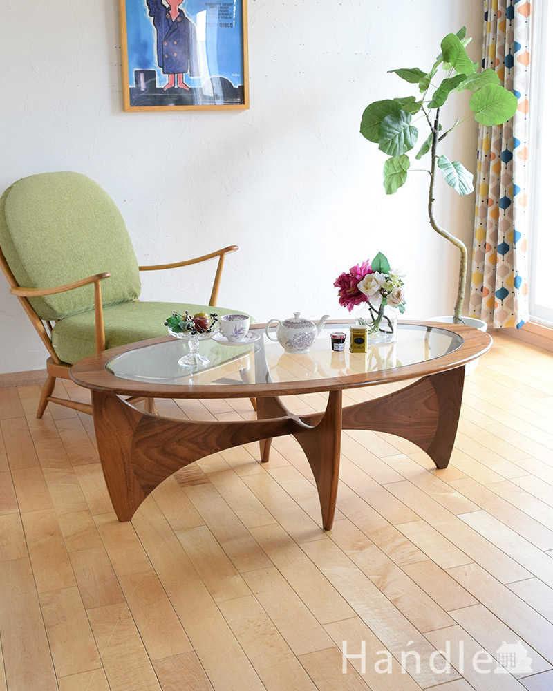 北欧デザインのヴィンテージ家具、ガラストップのG-PLANのコーヒーテーブル  (k-2181-f)
