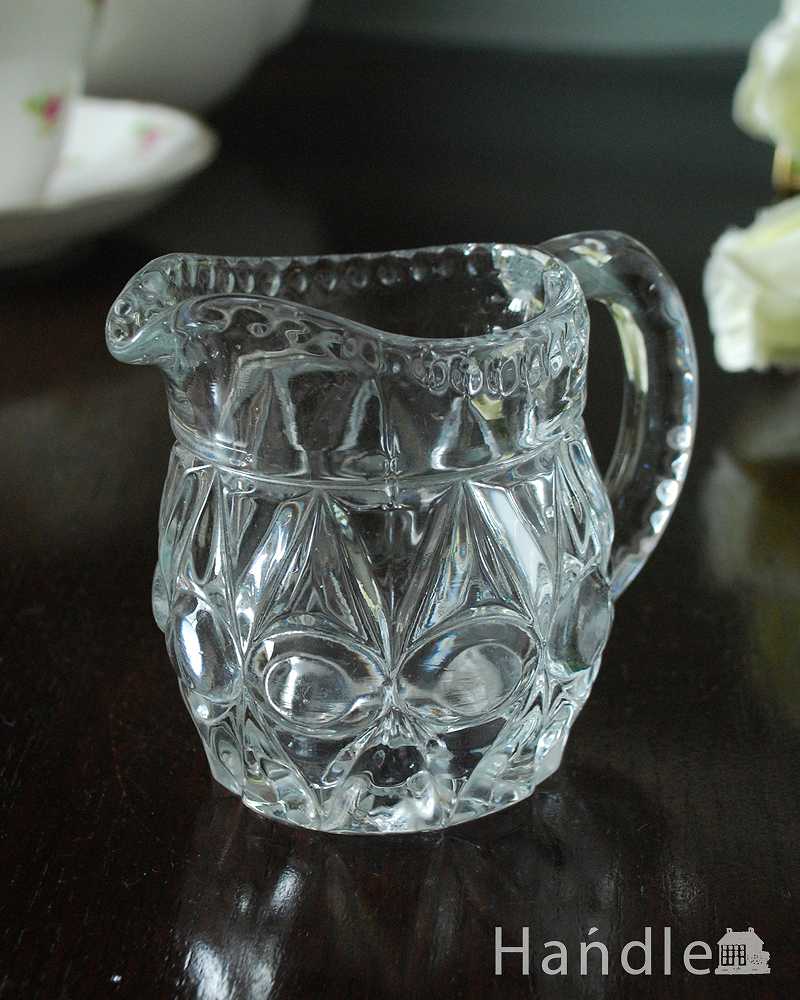 縁どりがきらきら輝くアンティークガラスのミルクポット（プレスドグラス） (pg-5568)