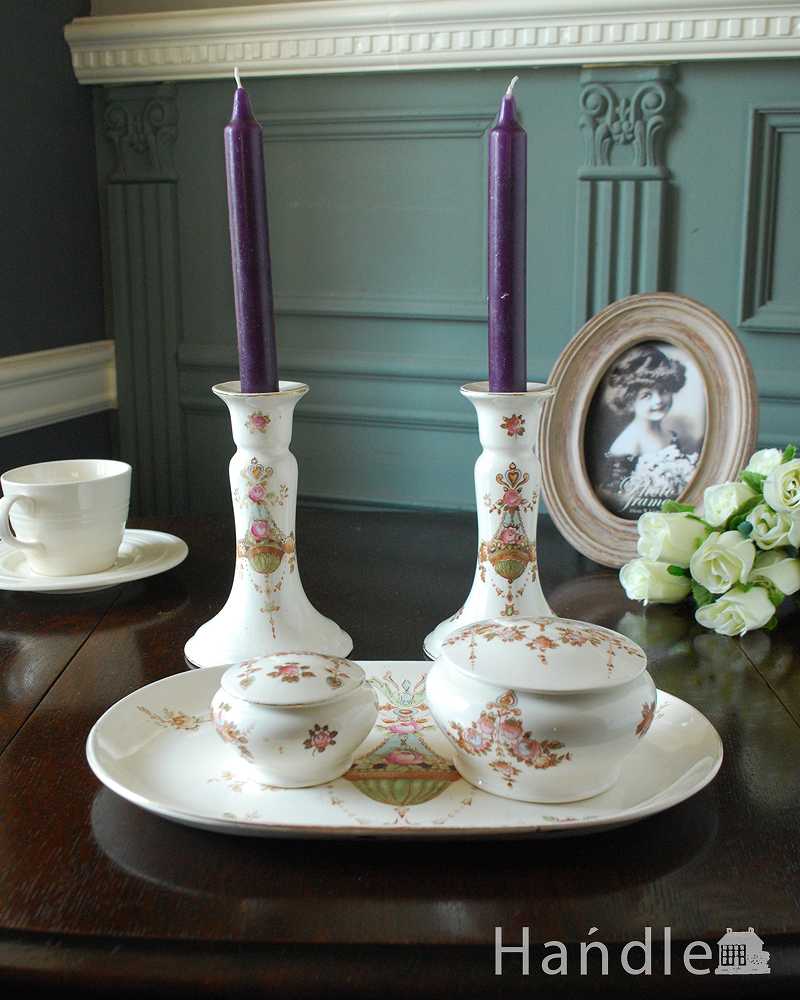 お花模様が上品なクラウンデボンのアンティークドレッシングセット (m-2782-z)