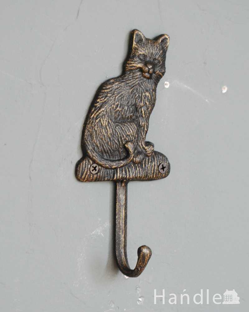 可愛くて便利に使える猫のアンティーク風キャストシングルフック（ビス付き） (u-865)