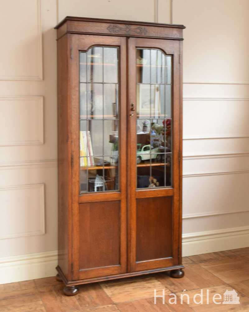 美しいガラス扉のアンティーク家具、飾り棚にもなるアンティークブックケース （キャビネット） (q-1580-f)