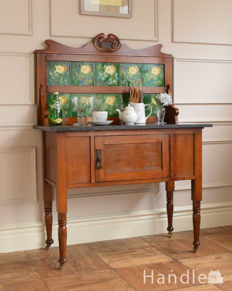 グリーン×バラのタイルが美しいウォッシュスタンド、英国輸入のアンティーク家具 (q-1601-f)