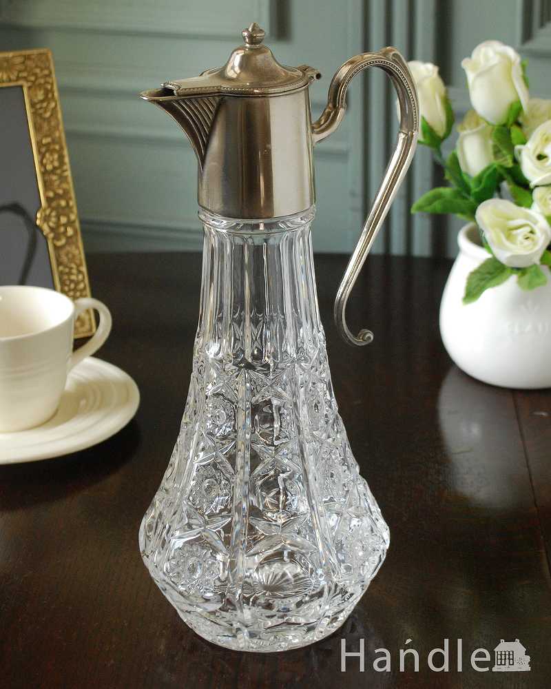 英国のアンティークシルバー×プレスドグラスの気品たっぷりの輝くガラスのデカンタ (pg-5863)