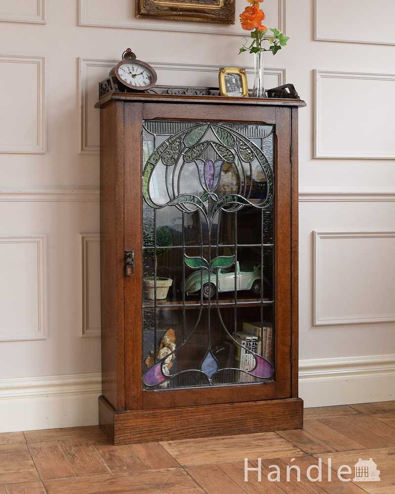 美しいお花のステンドグラスの扉、英国アンティーク家具のブックケース（本棚）  (q-1666-f)