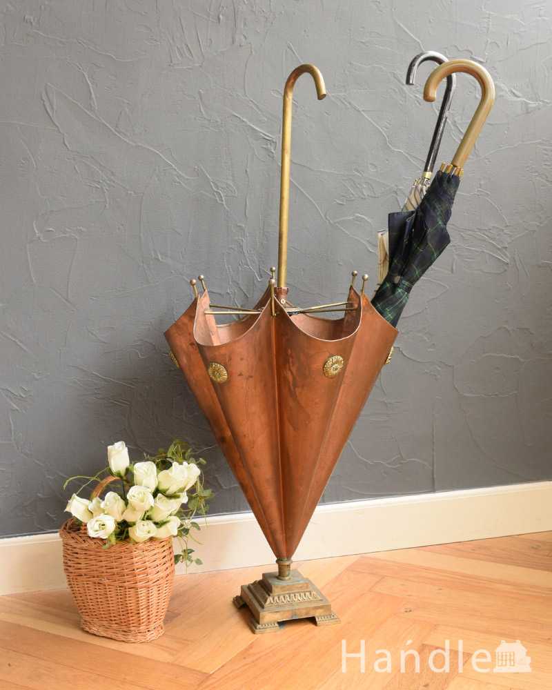 フランスで見つけた傘の形をしたアンティークアンブレラスタンド