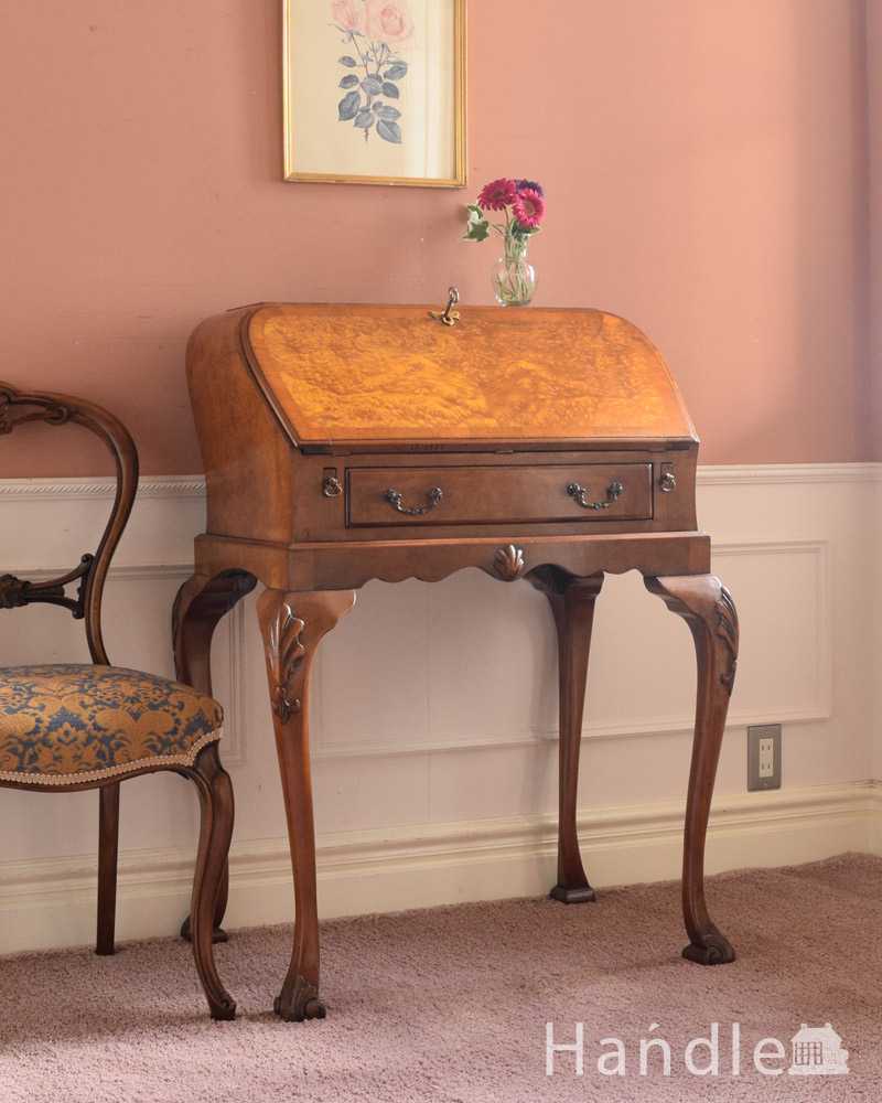 英国の書斎で使えるアンティーク家具、可憐な脚が素敵なビューロー（デスク） (q-1699-f)