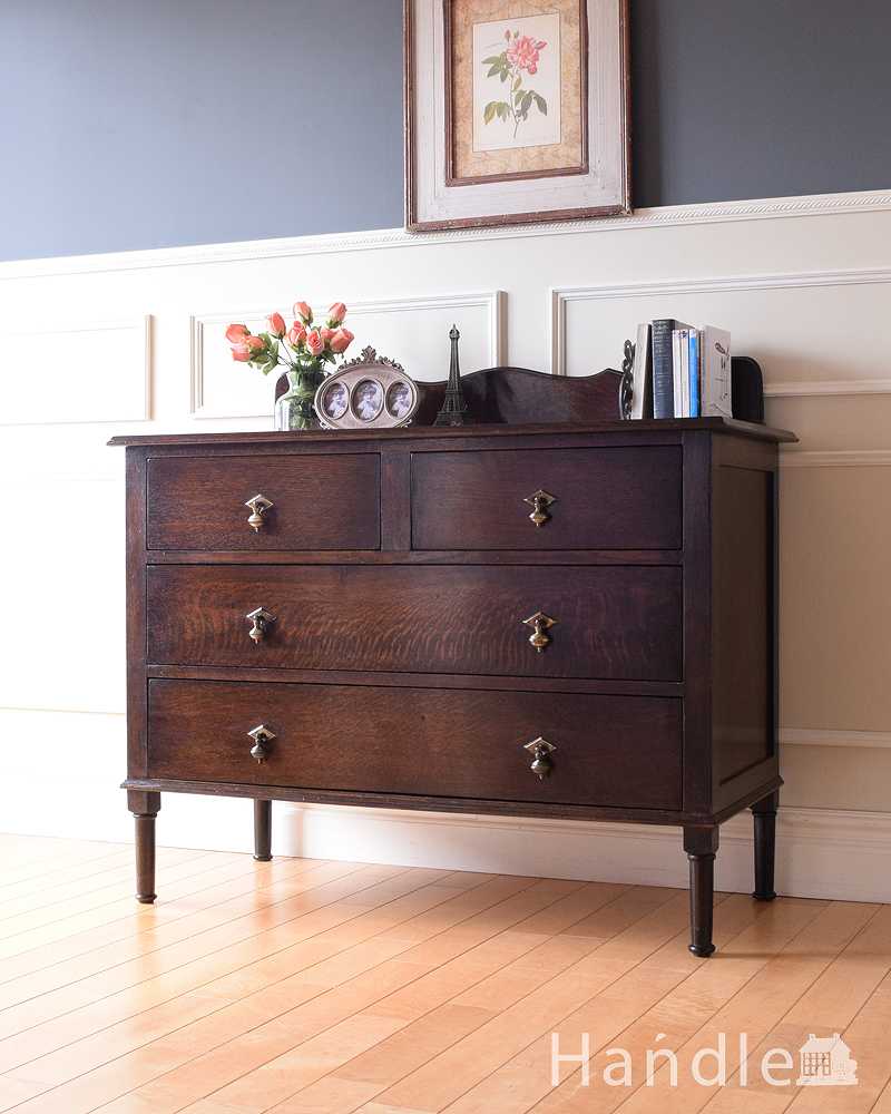 英国の定番アンティーク家具、落ち着いた雰囲気がカッコいいオーク材のチェスト  (k-2101-f)