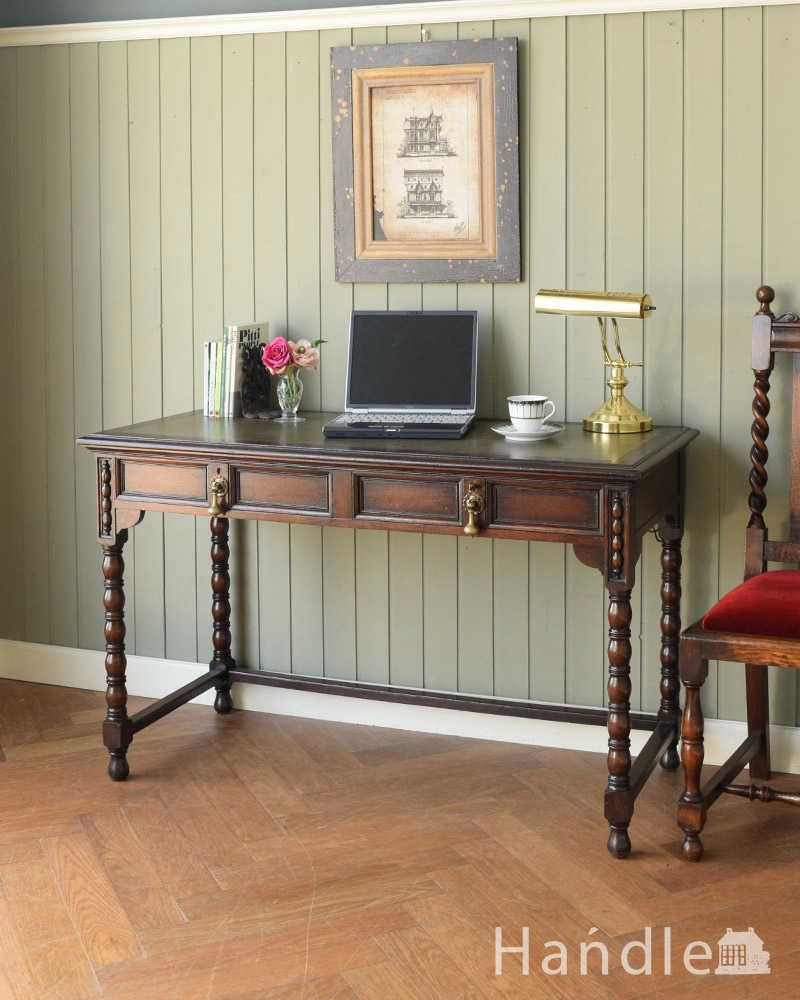 イギリスのシックなアンティーク家具、ボビンレッグが美しいライティングデスク (q-1761-f)