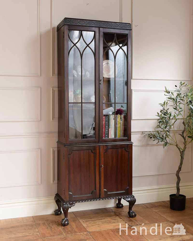 大きなガラス扉が印象的な美しいアンティークのブックケース（本棚） (q-1732-f)