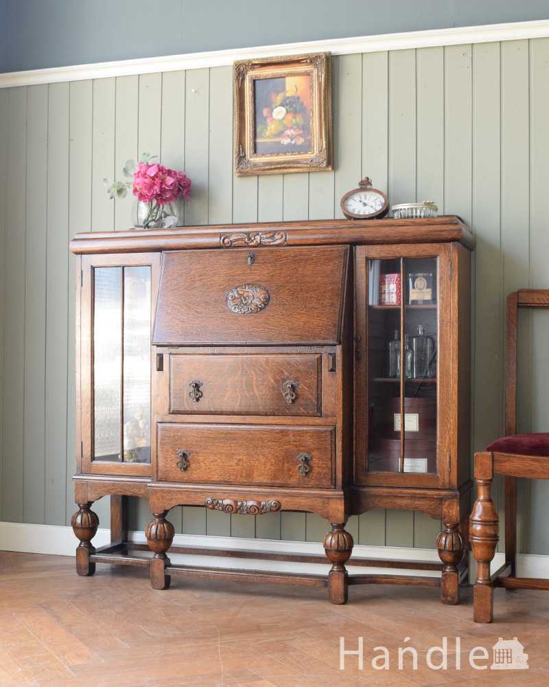 イギリスで見つけた便利なアンティーク家具、本棚とデスクが一つになったサイドバイサイド