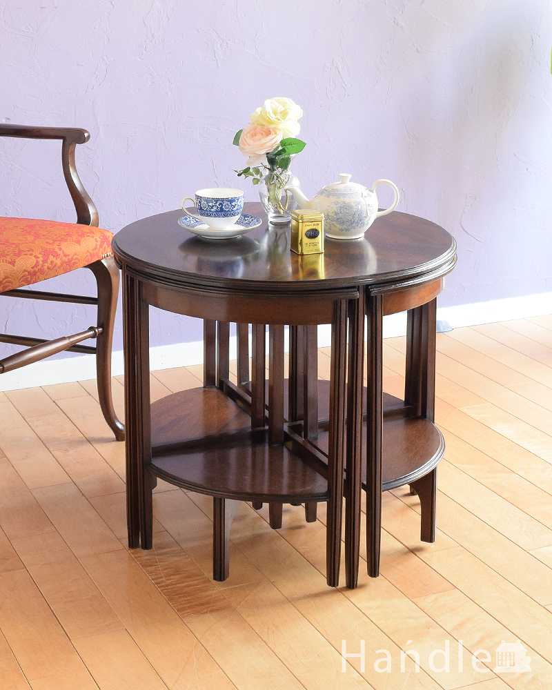 ５つのテーブルがセットになったネストテーブル、木目が美しい英国アンティーク家具 (k-2278-f)