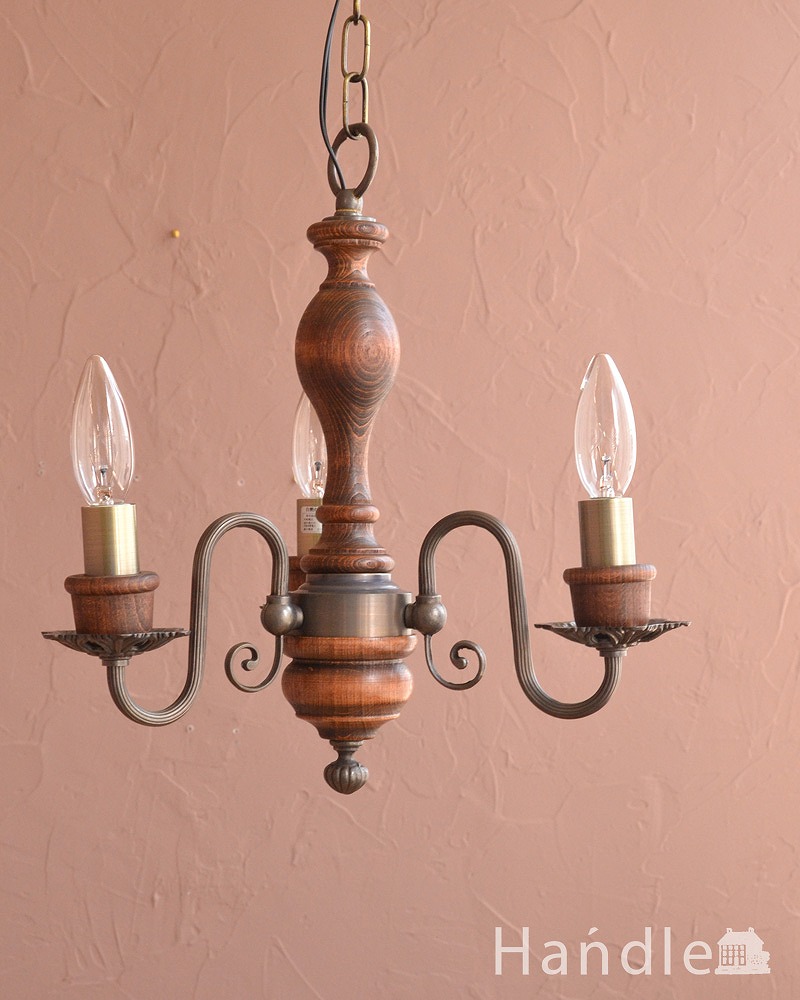木製×真鍮のコラボが人気のアンティーク風の木製シャンデリア（アンティーク色・3灯・電球なし） (cr-517-a)