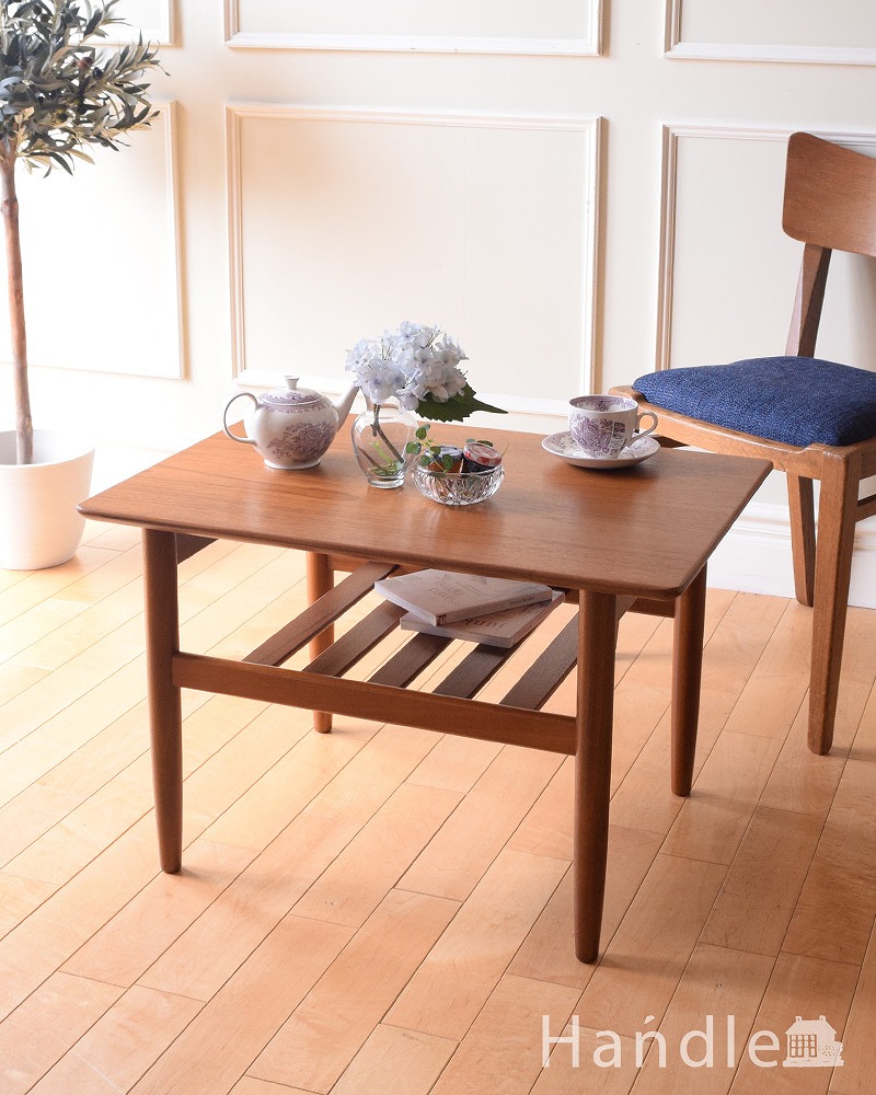 北欧系のヴィンテージ家具、G-planの棚が付いた便利なコーヒーテーブル  (x-1275-f)