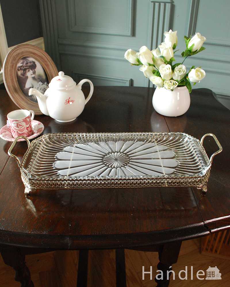 食卓を華やかに彩るアンティークのシルバ×ガラスのトレー (pg-6117)