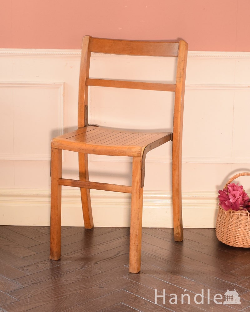 イギリスで買い付けたアンティークの椅子、大人も使えるスクールチェア(k-803-c-1)｜アンティークチェア・椅子