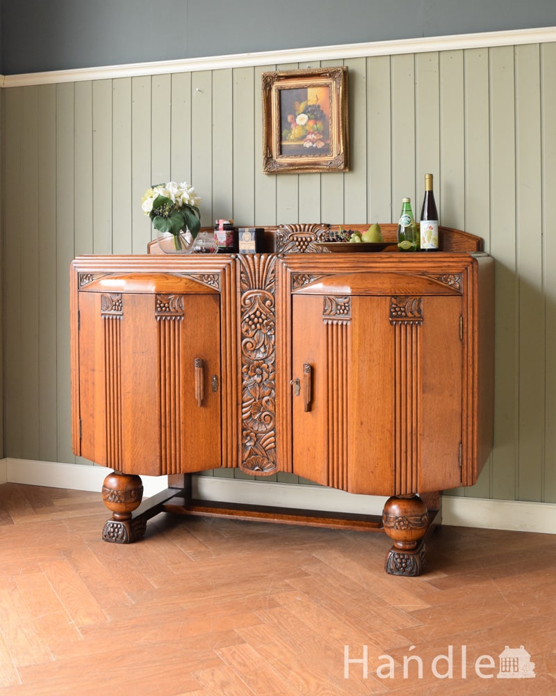 英国の重厚なアンティーク家具、彫刻の美しいオーク材のサイドボード (z-109-f)