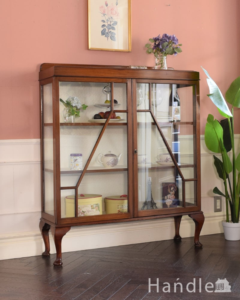 マホガニー材を使った英国のアンティーク家具、上品なアンティークのガラスキャビネット (k-2667-f)