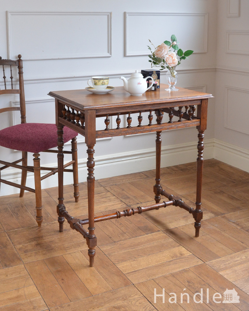 フランスのアンティーク家具、装飾が美しいオケージョナルテーブル (j-2645-f)