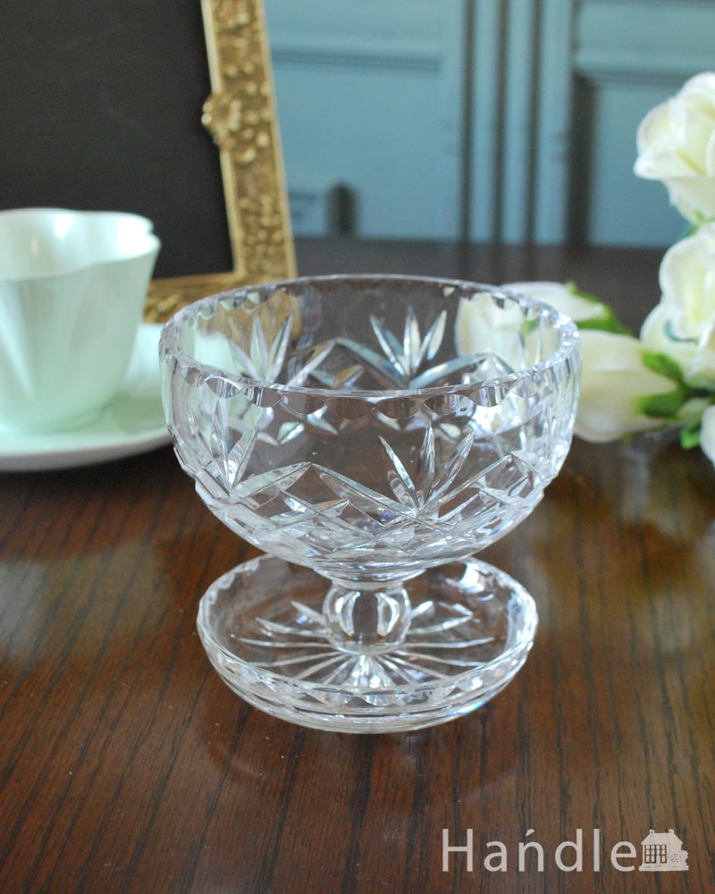英国のアンティークガラス雑貨、脚が付いたデザートグラス（プレスドグラス） (pg-6319)