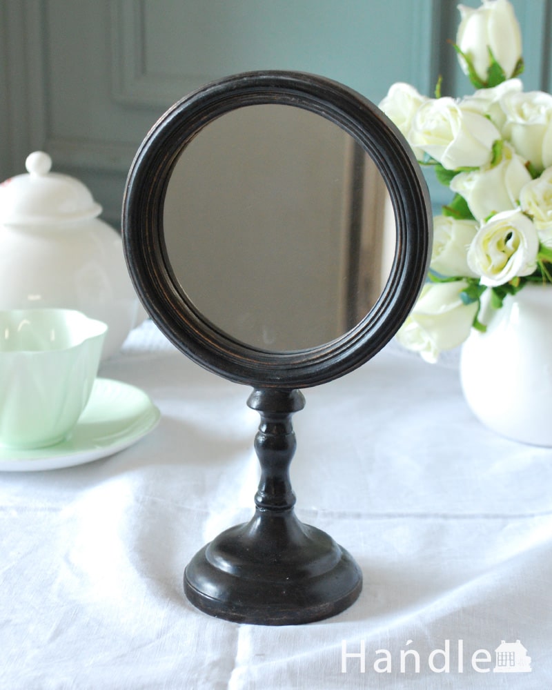 フランスアンティーク調のおしゃれな鏡、ペイントのスタンドミラー (n8-084)