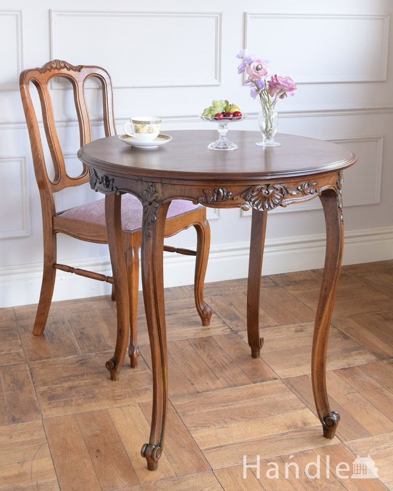 フランスの優雅なオケージョナルテーブル、猫脚が美しいアンティーク家具 (j-2623-f)