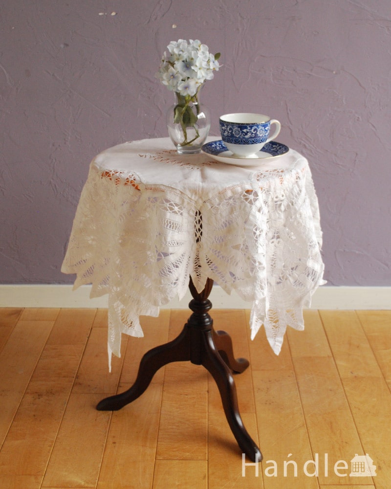 フランスのアンティークテーブルクロス、繊細で美しいハンドメイドのテーブルマット