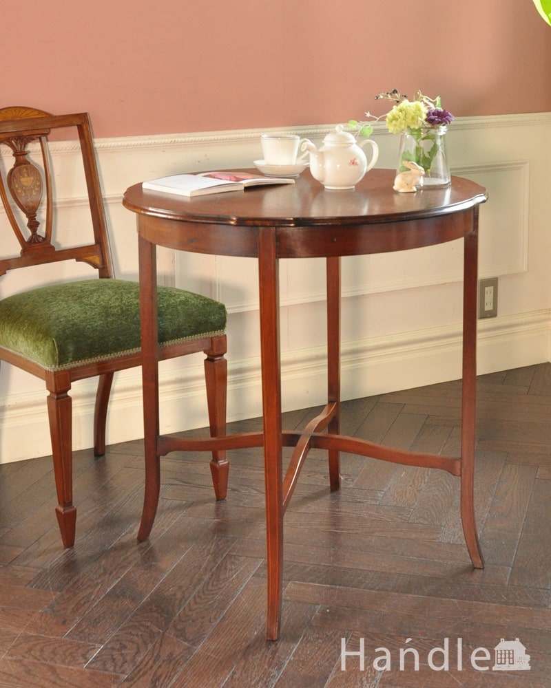 英国アンティークのオケージョナルテーブル、テーバードレッグが美しいティーテーブル (k-2789-f)