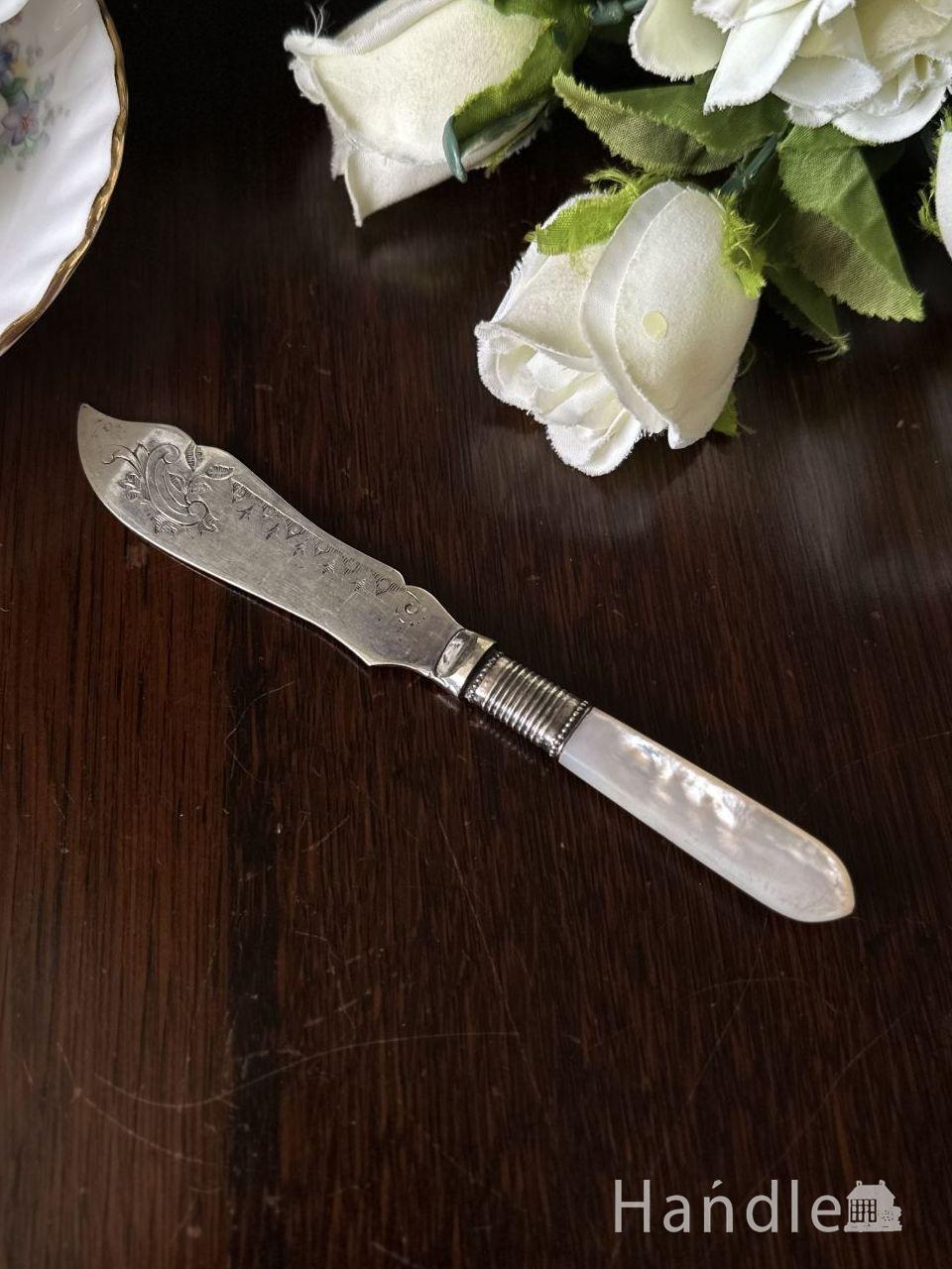 英国アンティーク 白蝶貝バターナイフ6本セット　ケース付き 英国アンティーク 白蝶貝バターナイフ6本セット ケース付き