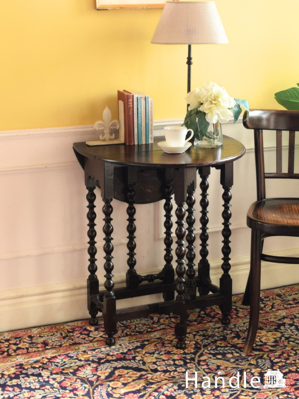 英国アンティークのおしゃれな伸長式テーブル、コンパクトなサイズが魅力のゲートレッグテーブル (k-2798-f)