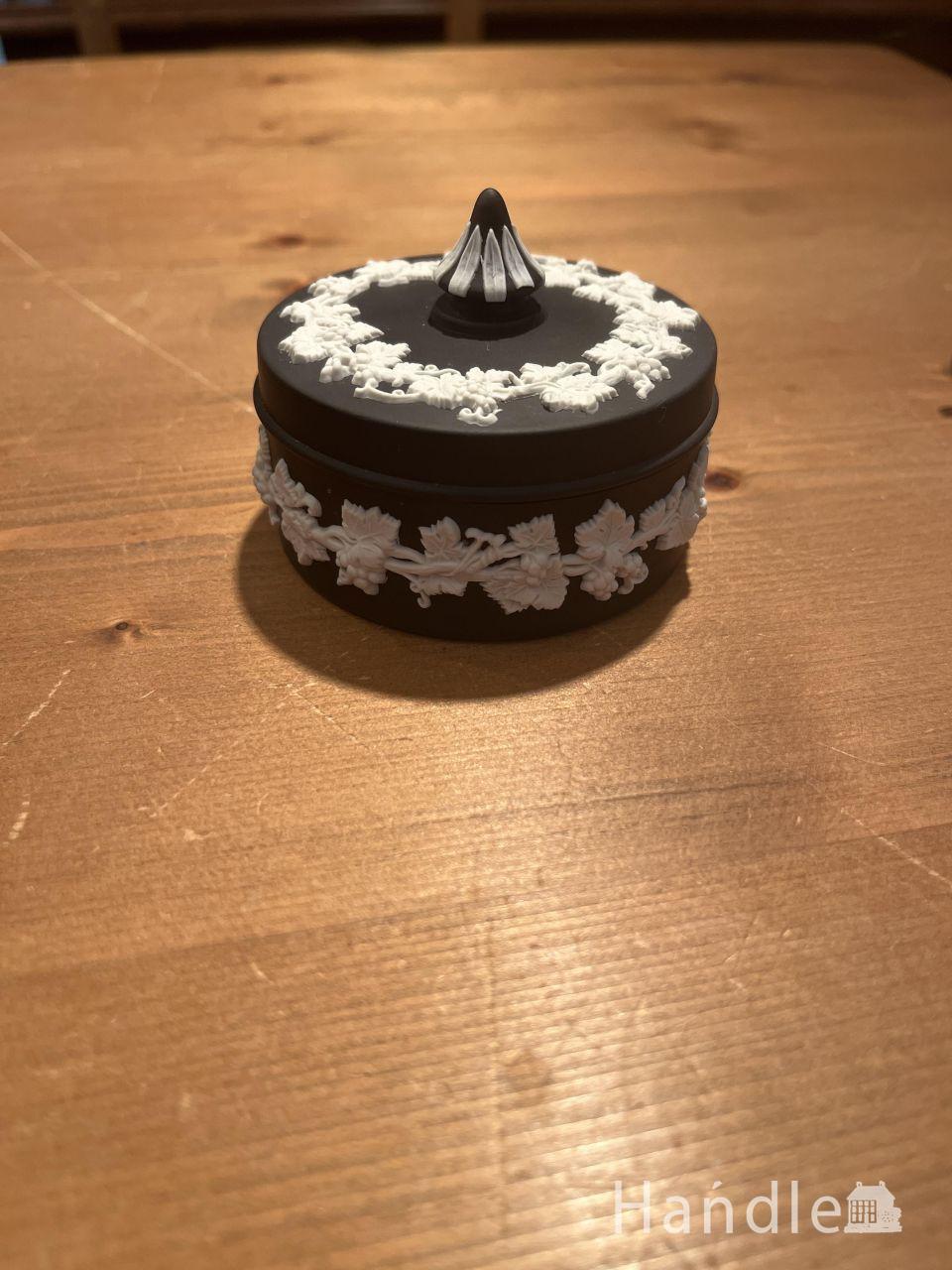 アンティ―ク　WEDGWOOD ジャスパーウェア トリンケットボックス BK