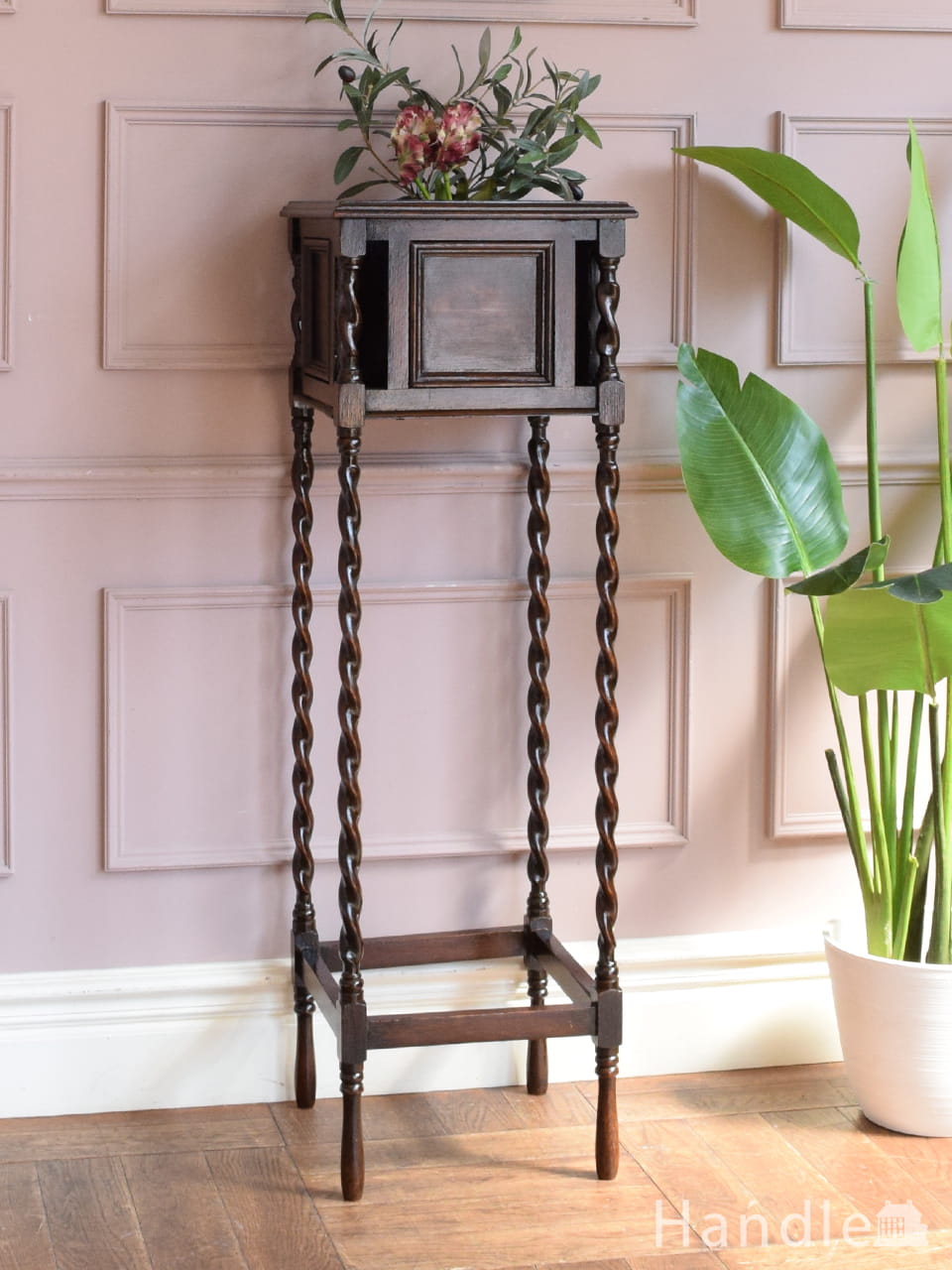 ツイストが美しいアンティークの花台、オーク材のプランツポットスタンド