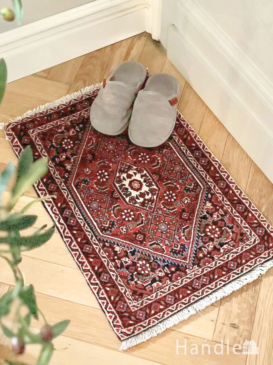玄関マットサイズの手結びの絨毯、ザンジャーンのおしゃれなペルシャ絨毯