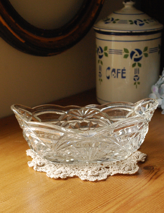 1940年代のアンティーク プレスドグラス (pg-1086-4)