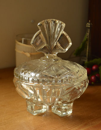 1940年代のアンティーク プレスドグラス (pg-1329)