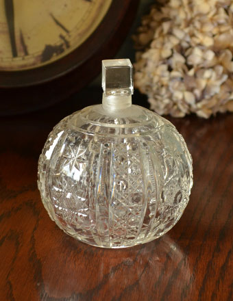 1940年代のアンティーク プレスドグラス (pg-1490)